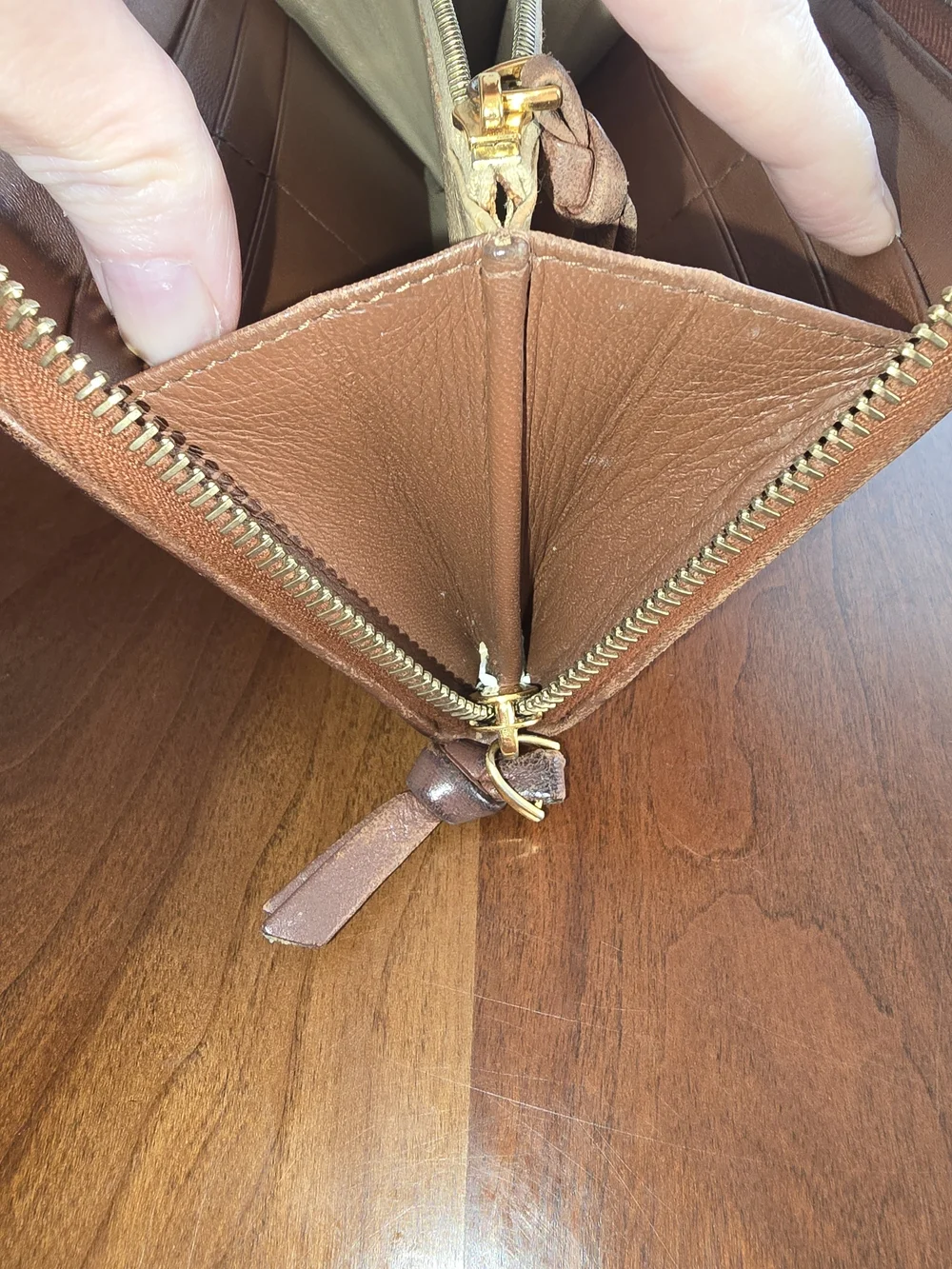 Genuine Bottega Veneta Woven Zip-Around NAPPA Leather Intrecciato Wallet, EUC